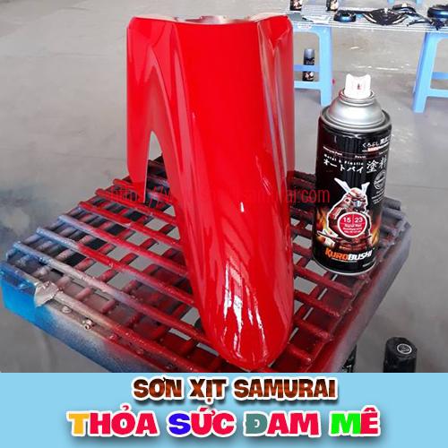 Chai sơn màu đỏ nổi bật 23