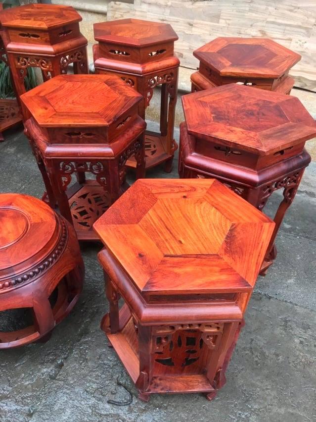 đôn lục lăng dác gụ cao 50 cm mặt 32 cm giá bán 450k một cái