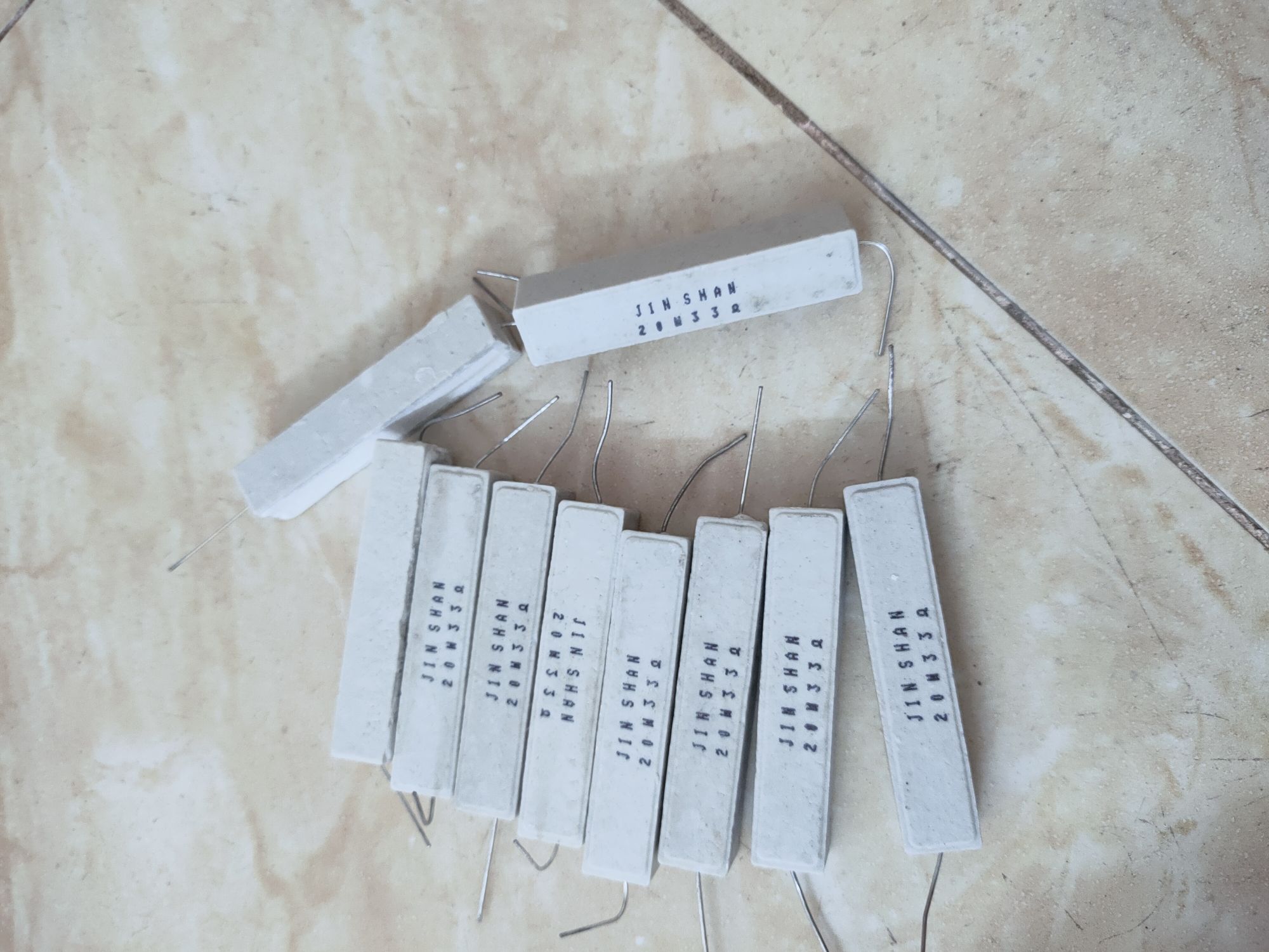 5 con điện trở sứ 33om 20w