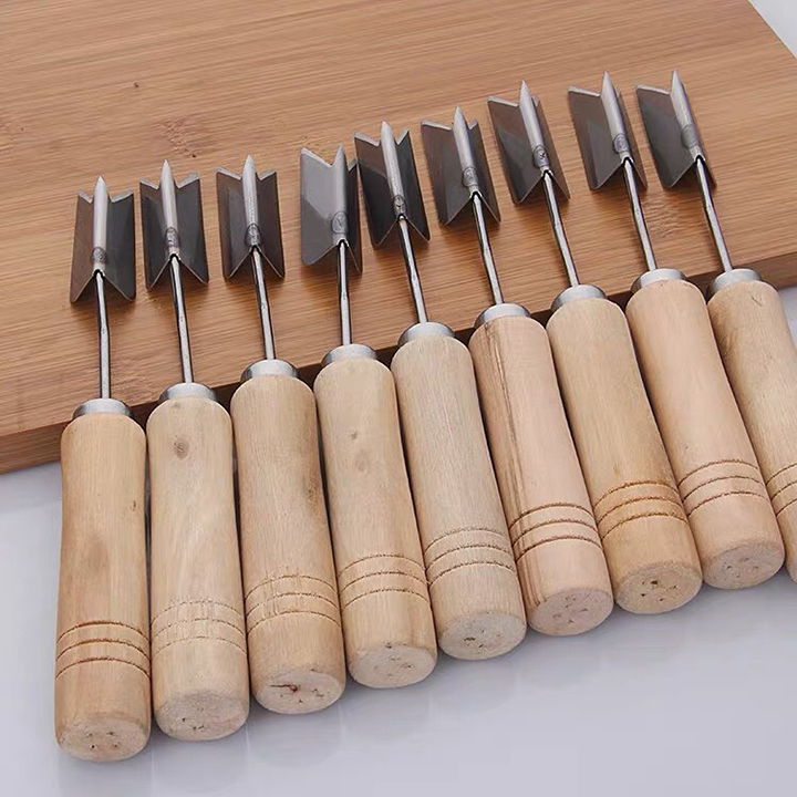 Dụng cụ cắt gọt mắt dứa tiện dụng