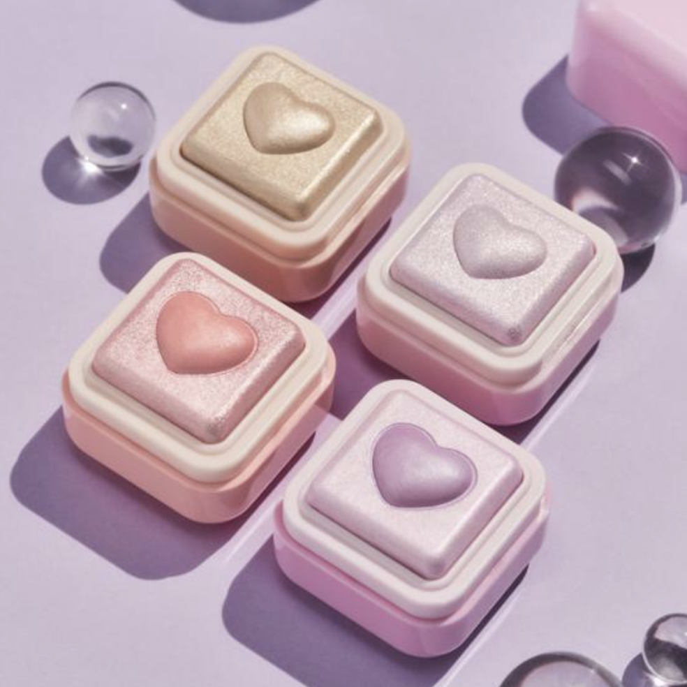 Highlight COLORGRAM Milk Bling Heartlighter 2.2g