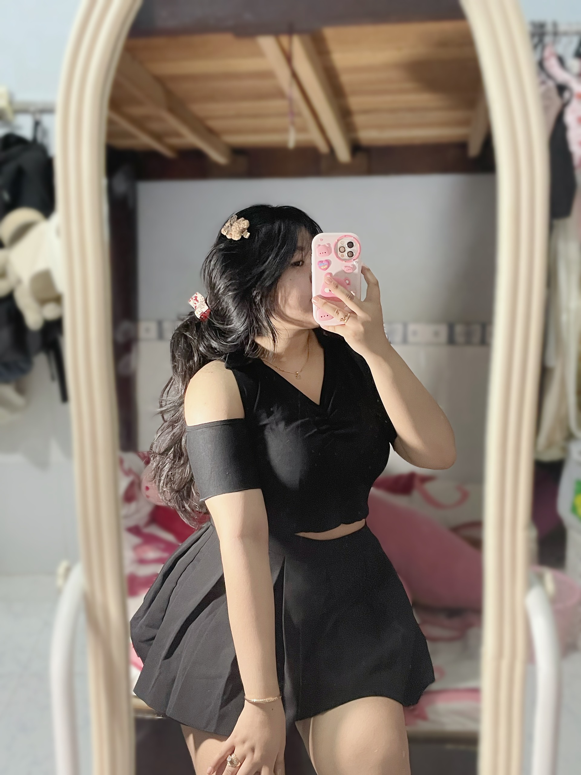 Áo thun cổ V khoét vai nữ bigsize
