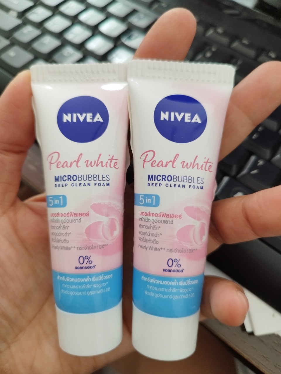 [ MUA 1 tặng 1] Sữa rửa mặt trắng da nivea nữ 20g