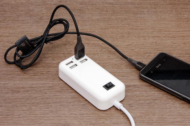 Ổ Cắm USb 15W (4 Cổng Usb)