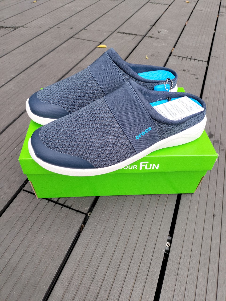 Giày sục vải thun cross literide mesh mule cho nam màu navy