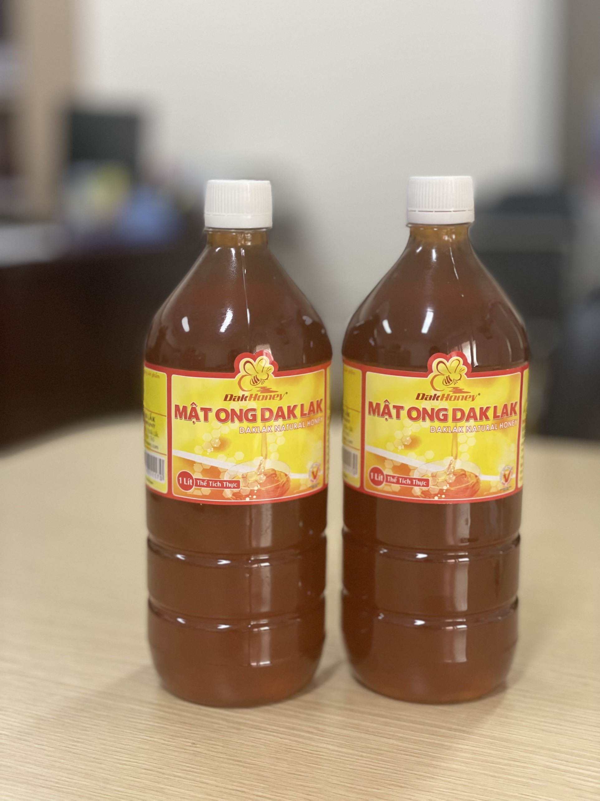 COMBO 2 CHAI x MẬT ONG DAKLAK - DAKHONEY 1 LÍT