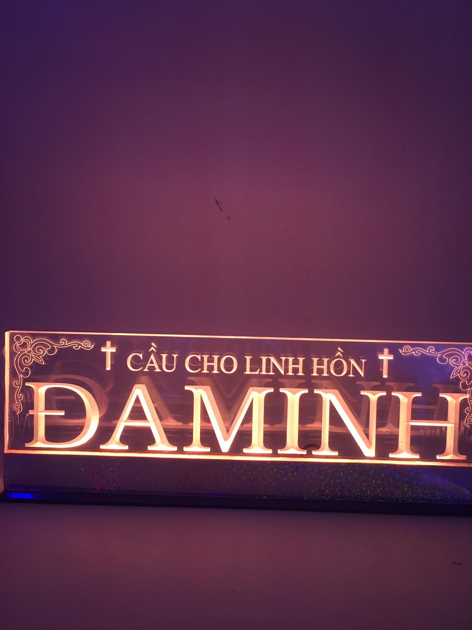 MICA LED 7 MÀU CẦU CHO LINH HỒN (ĐAMINH 10x30cm)