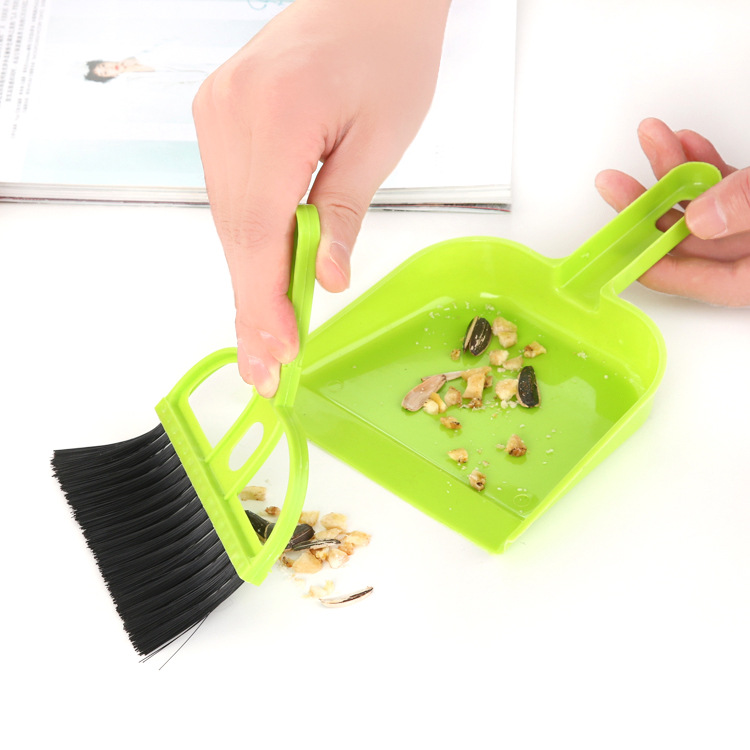 Bộ chổi khay mini vệ sinh cho hamster thú cưng