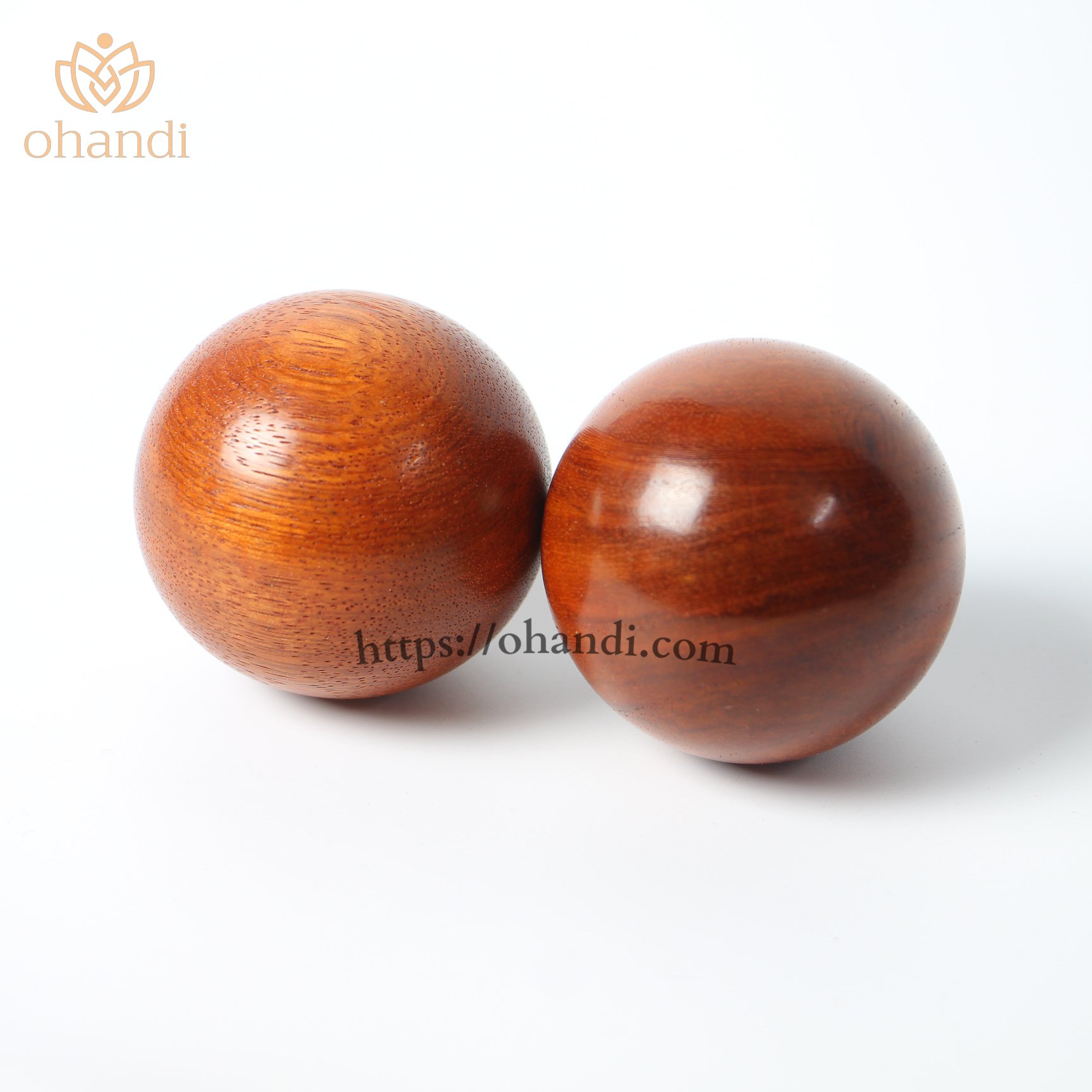 Quả bi lăn tay bẵng gỗ hương