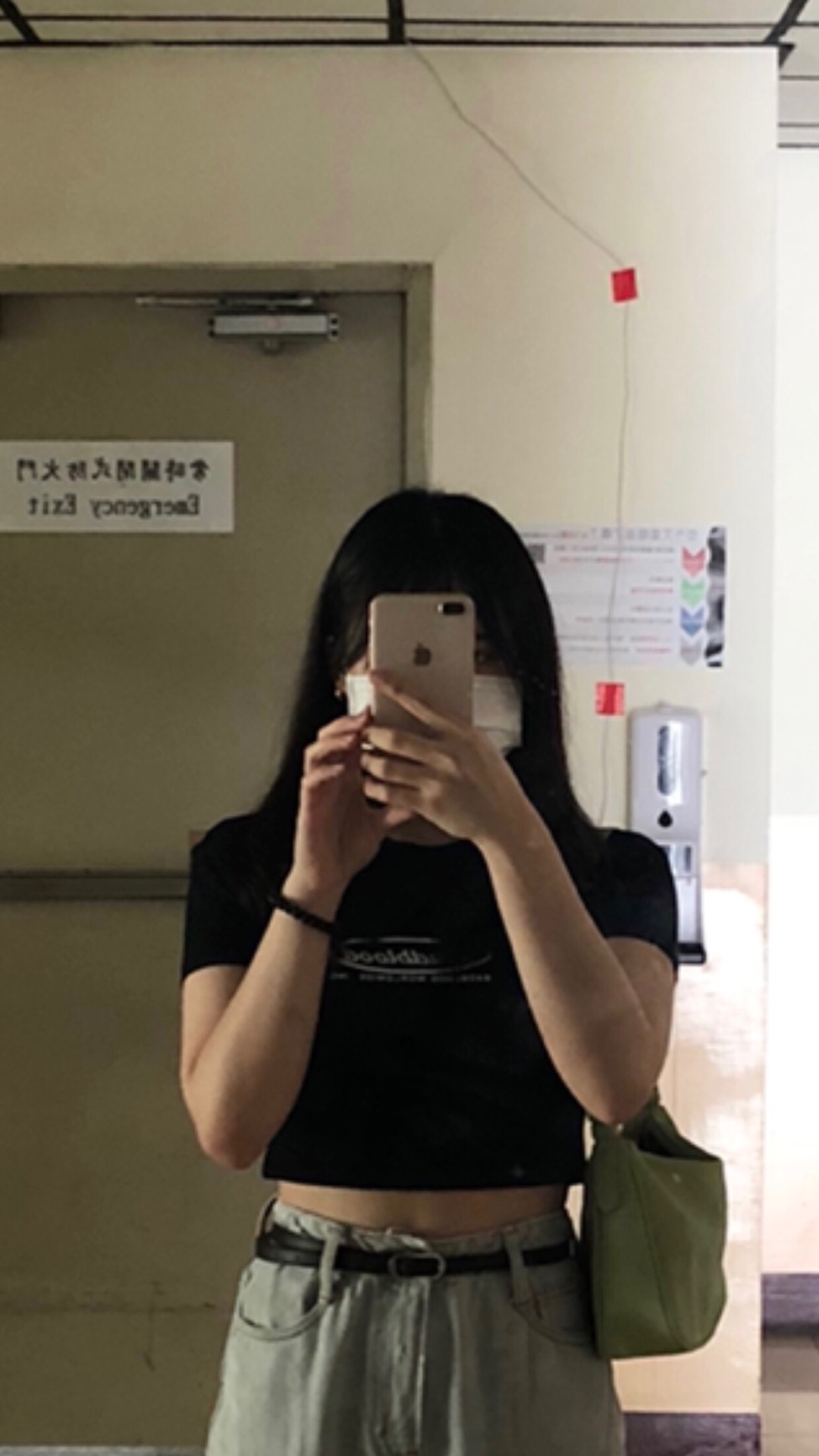 Áo Badblood Croptop form body thời trang