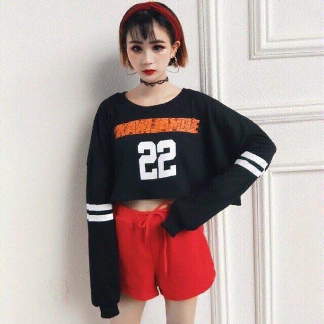 Áo  Croptop Tay Dài In Chữ 22 TTV0038