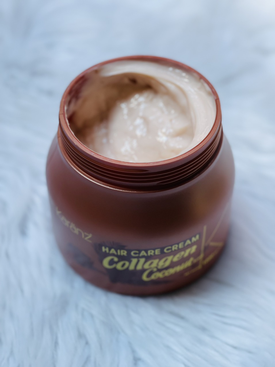 Kem ủ tóc (hấp dầu) Collagen Coconut Karanz 1000ml - Date 2026