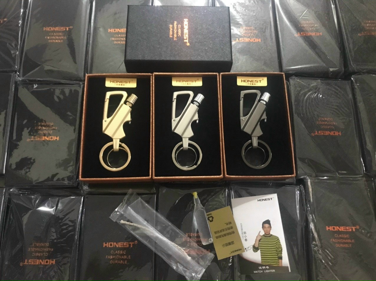 Móc khóa kiêm bật lửa đa năng