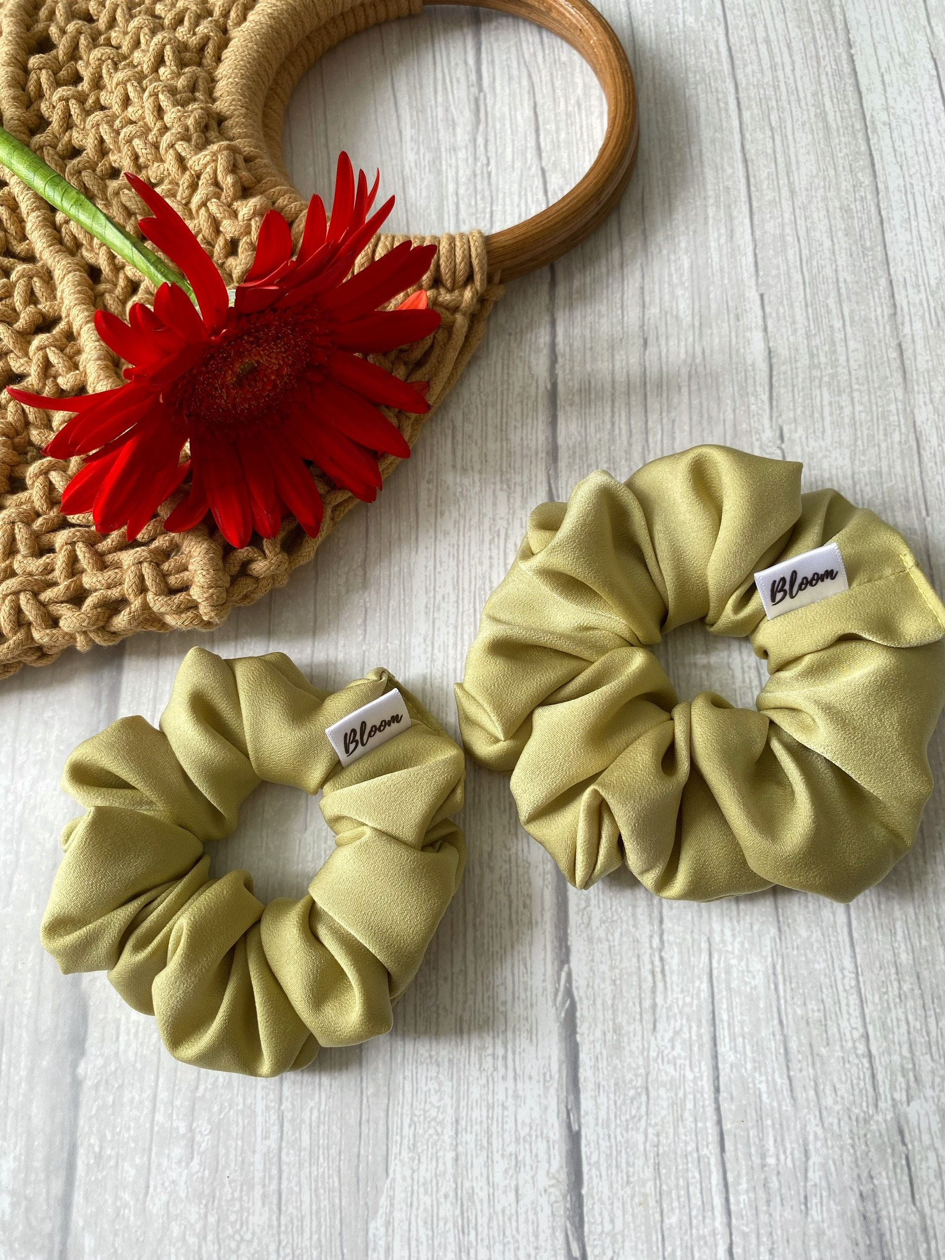 Dây cột tóc lụa ngọc trai màu xanh mía Standard_ Scrunchies