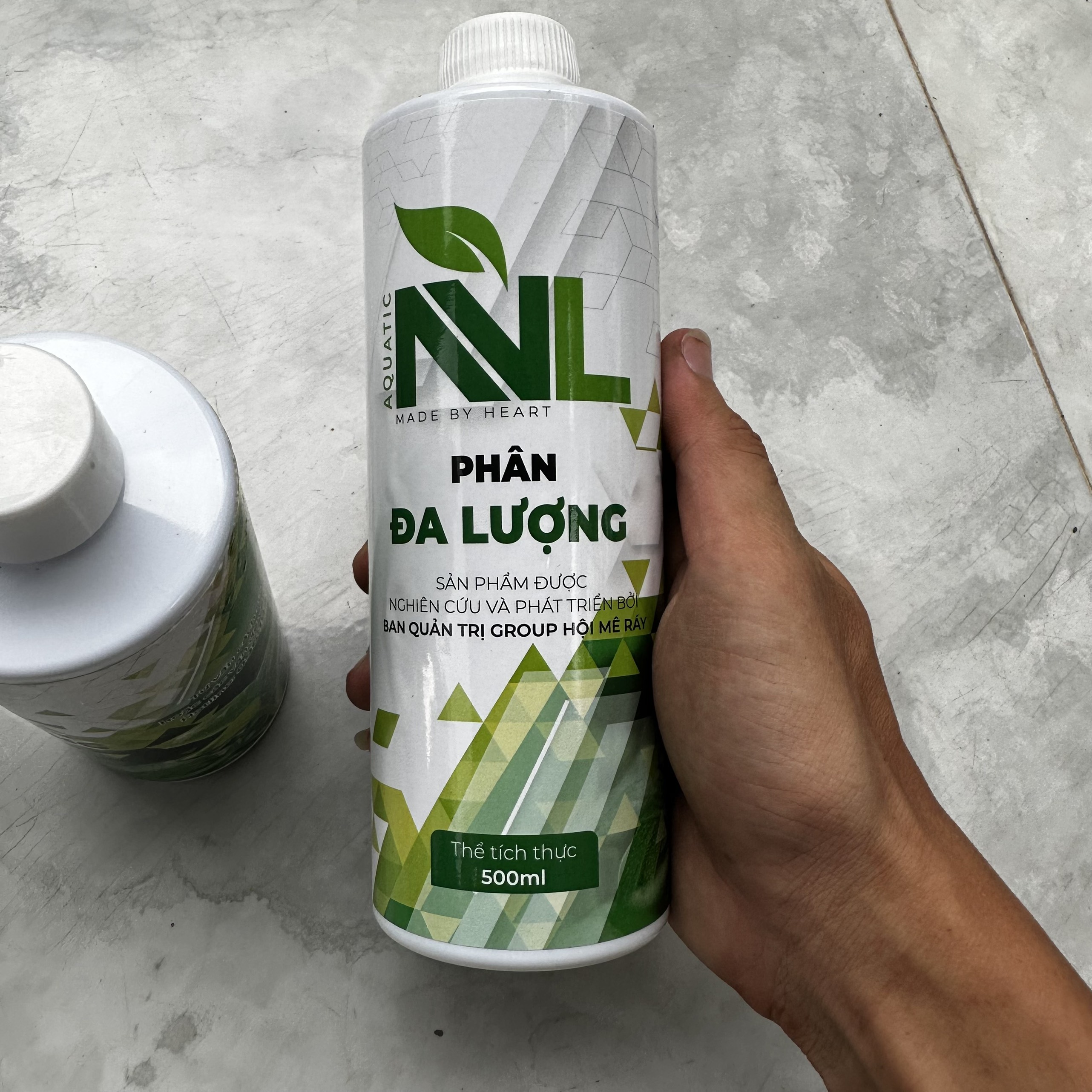 Phân nước đa lượng thủy sinh NVL