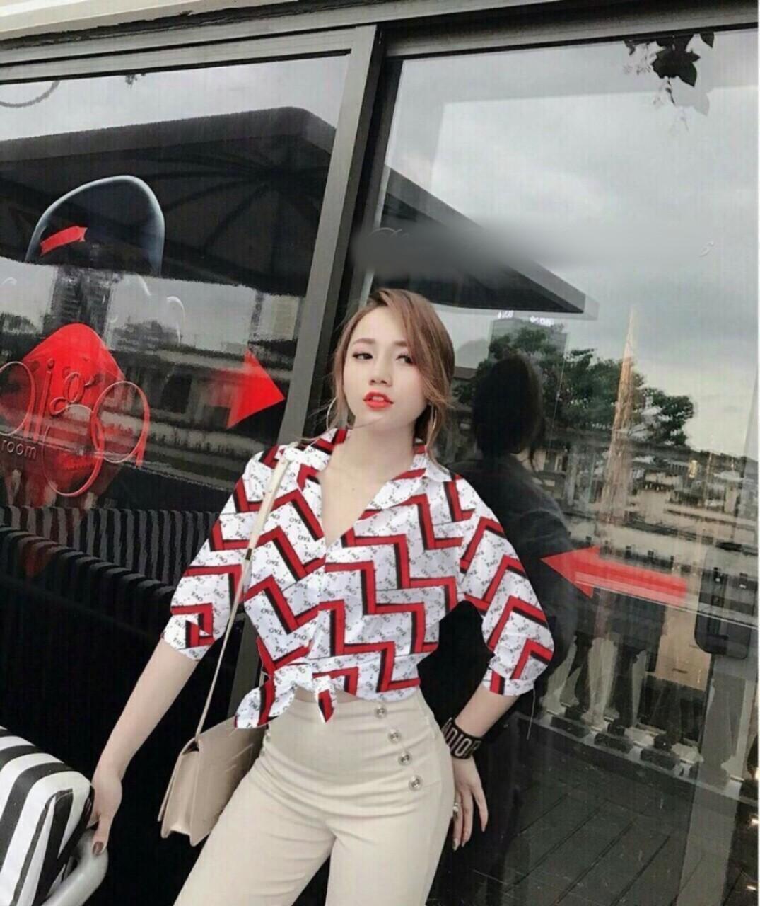 Áo sơ mi in họa tiết hiện đại SM812