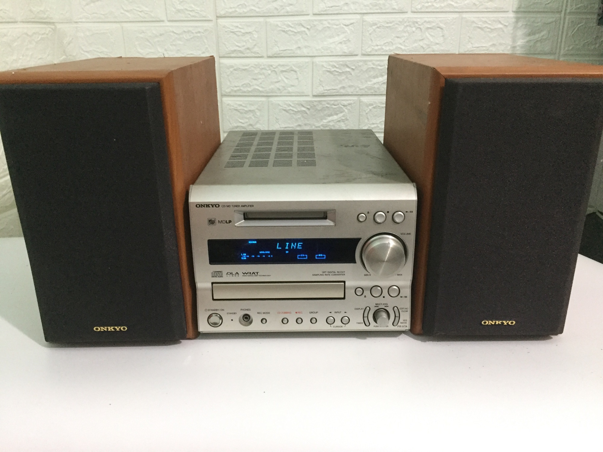 Dàn Onkyo X7A có giải mã optical
