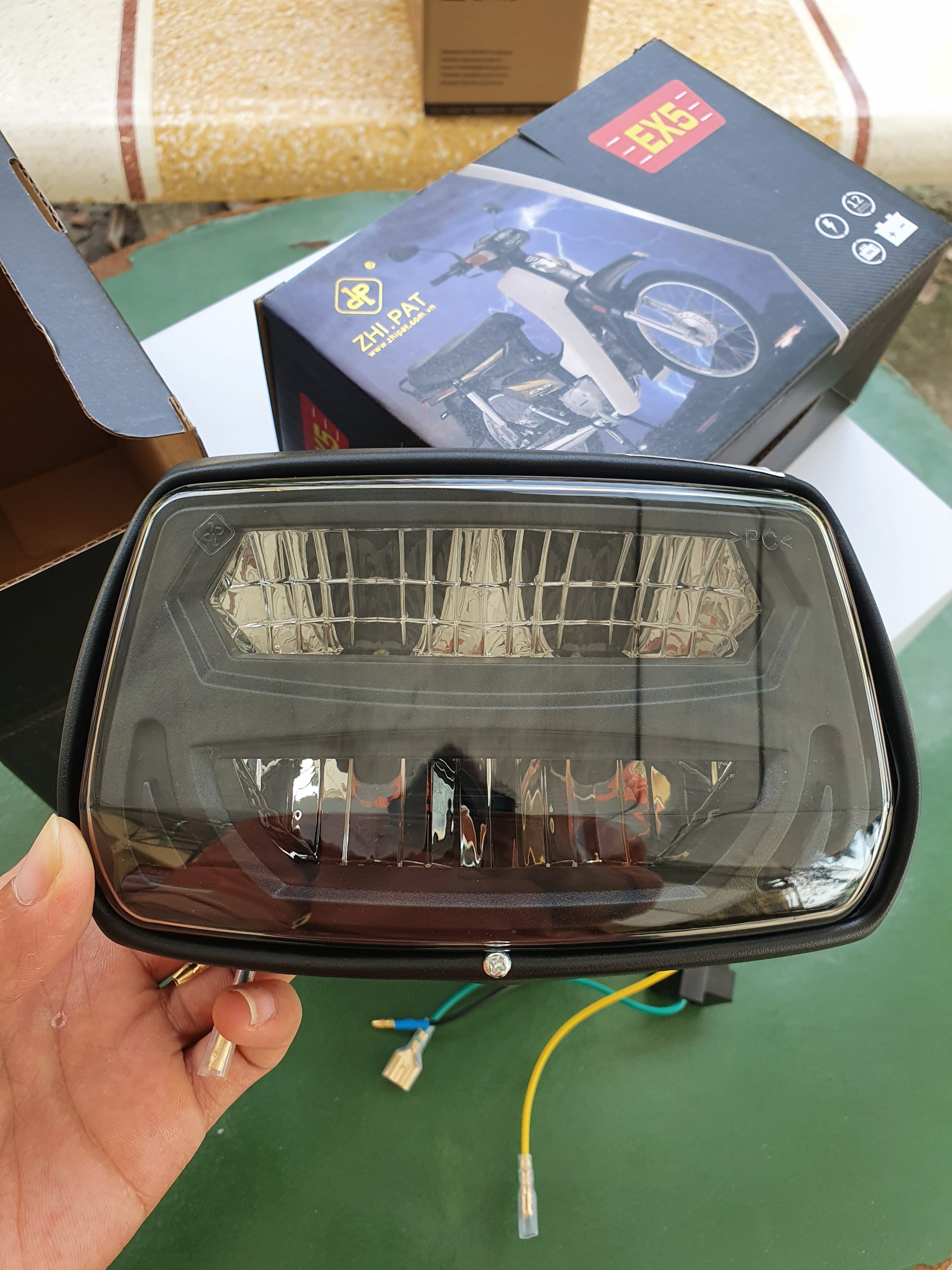 Led pha 2 tầng zipat cho xe honda dream (honda ex5)