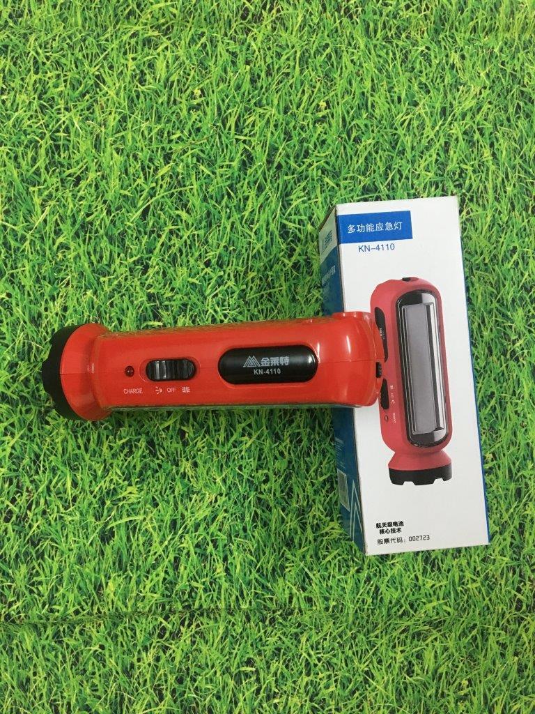 Đèn Pin Sạc Cầm Tay 2 Chế Độ Siêu Sáng