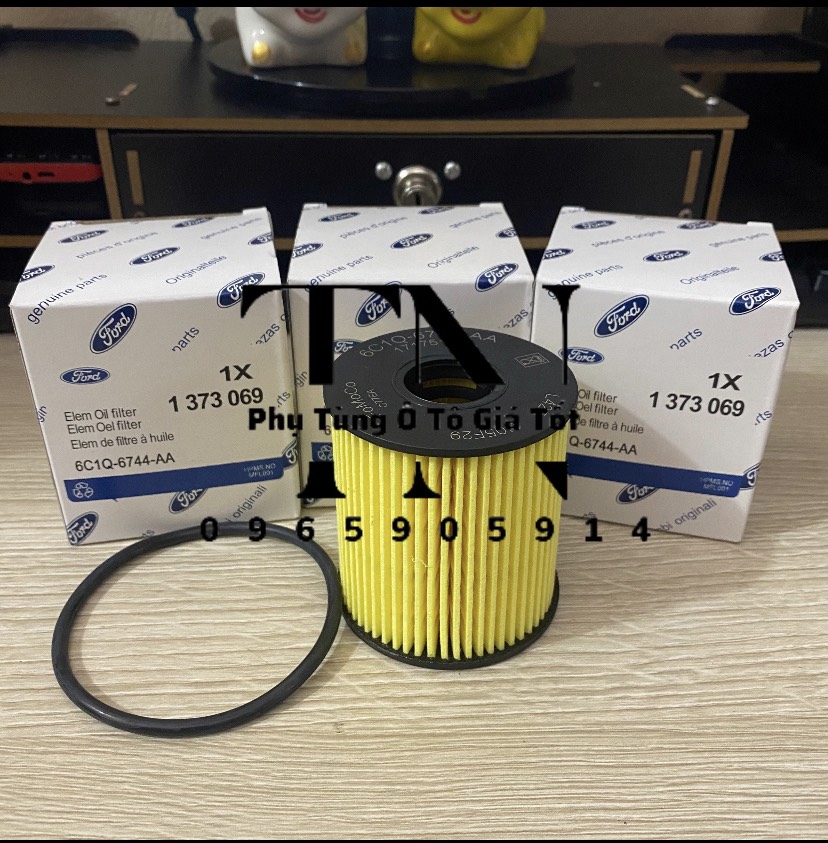 Lọc nhớt (lọc dầu) động cơ xe Ford Transit (Mã: 6C1Q6744AA/6C1Q6744BA /1373069) - Giấy Vàng