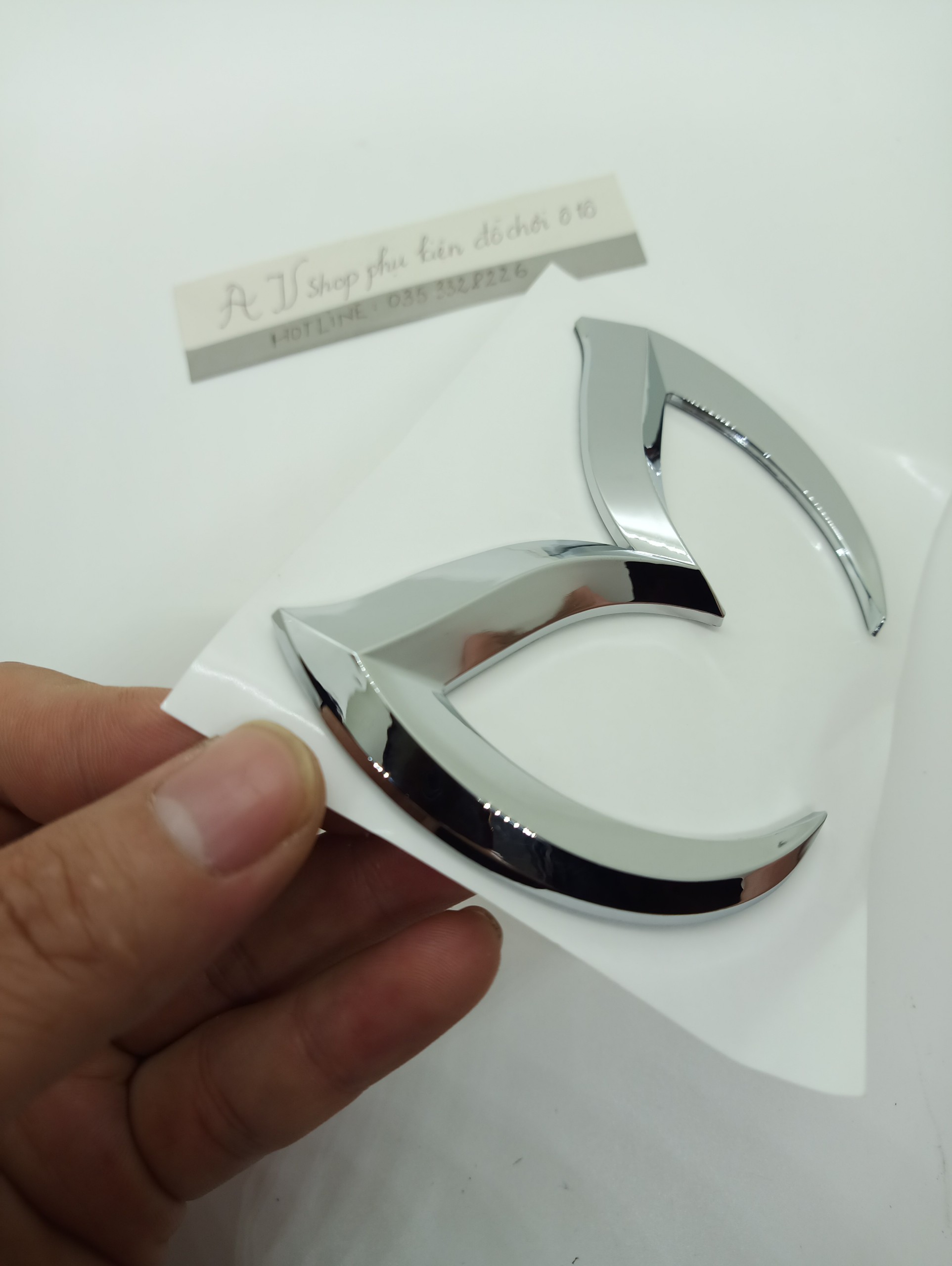 Miếng dán 3D logo Mazda khuyết