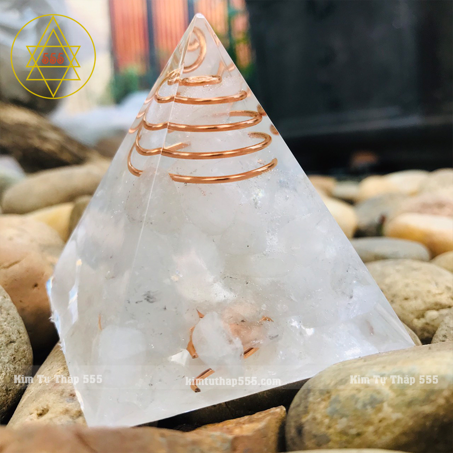 Kim tự tháp năng lượng trang trí 6,5x5,5cm