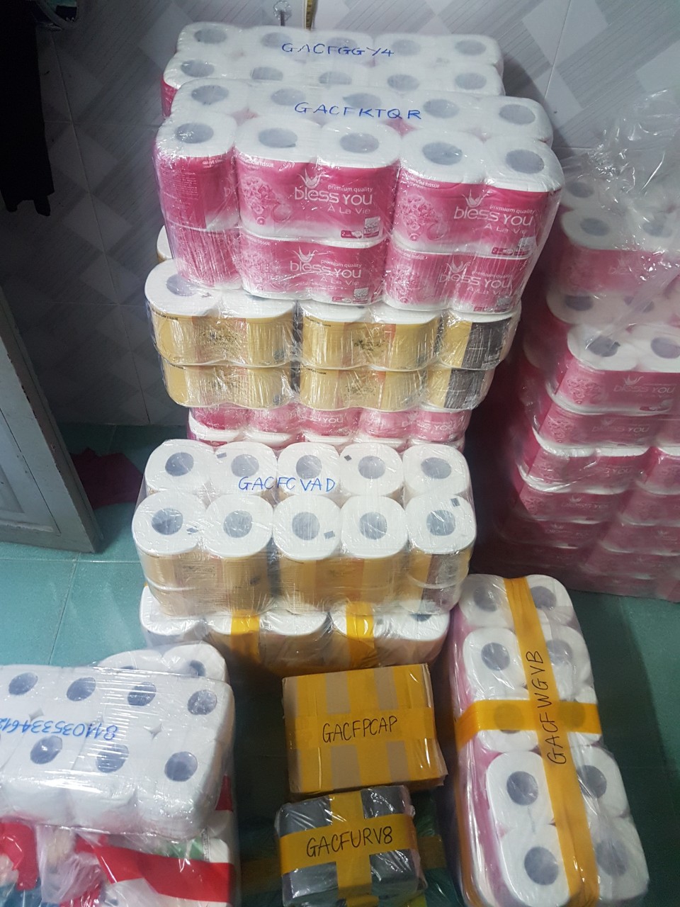 [HCM]giấy vệ sinh bless you Lốc 10 Cuộn
