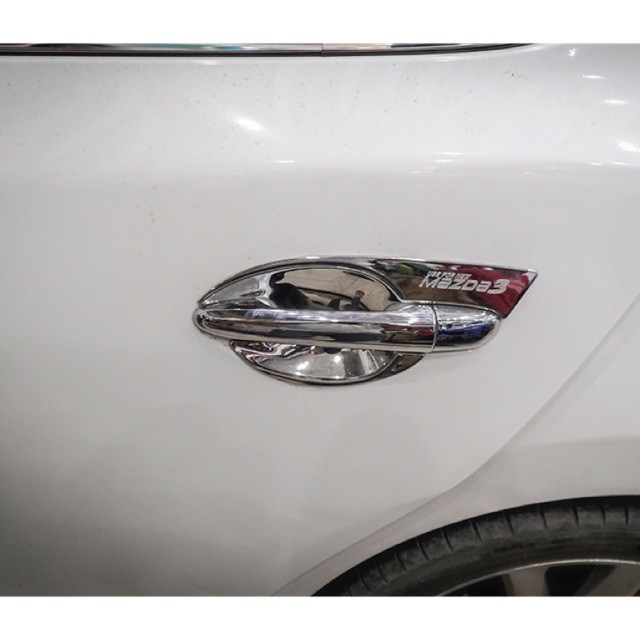 Ốp hõm hoặc tay nắm cửa mazda 3 đời 2015 - 2019