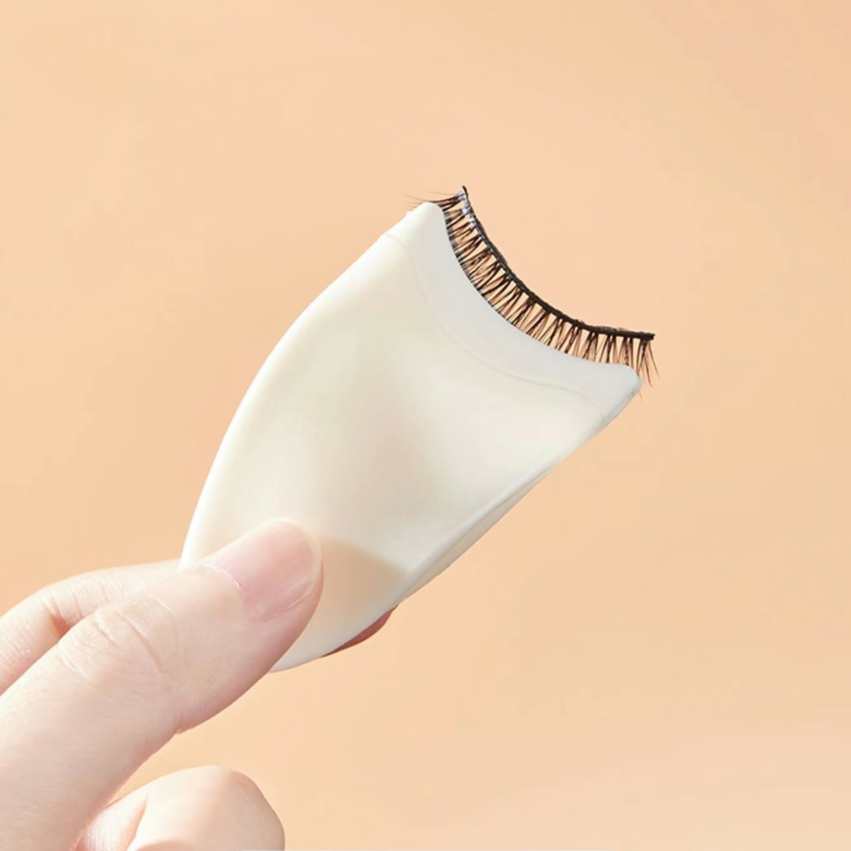 Nhíp hỗ trợ gắn lông mi giả tiện lợi - lazyl