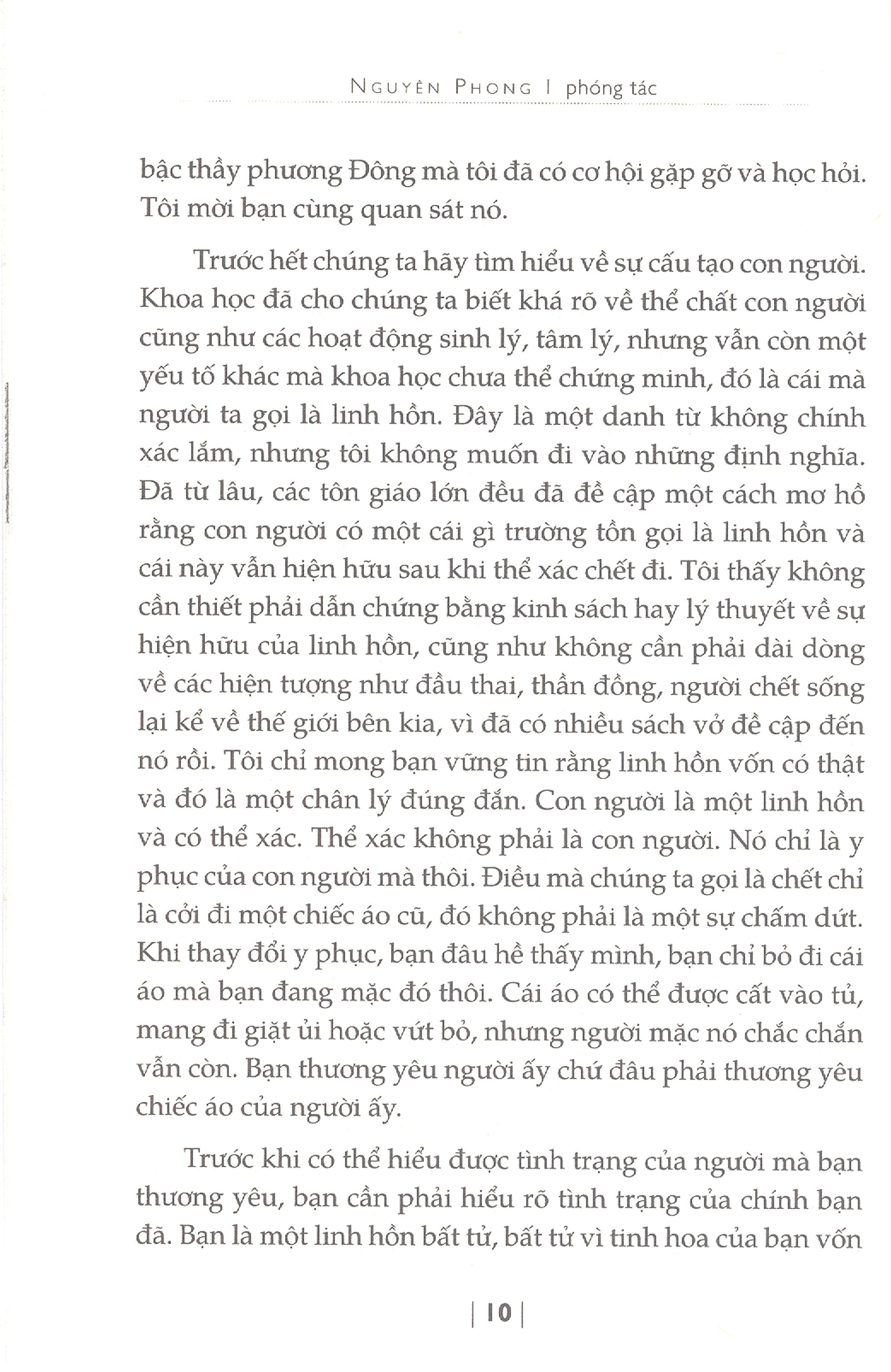 Trở Về Từ Cõi Sáng