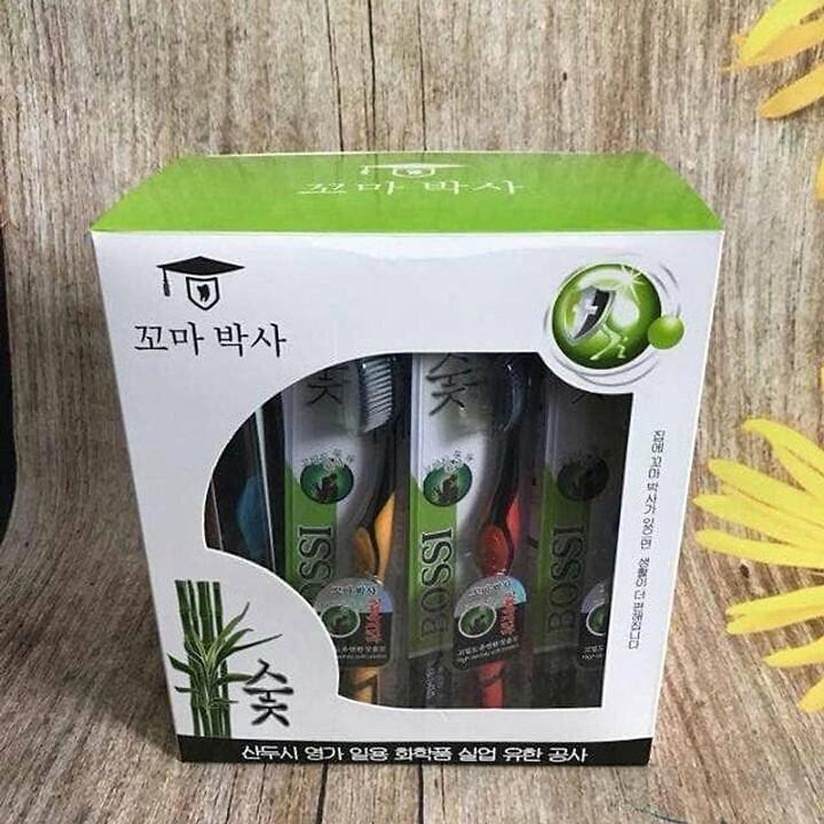 Hộp 30 bàn chải đánh răng