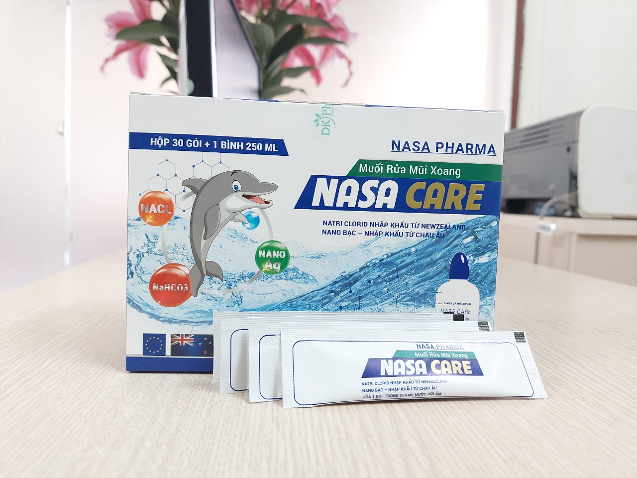 Bình và muối rửa mũi xoang NASA CARE
