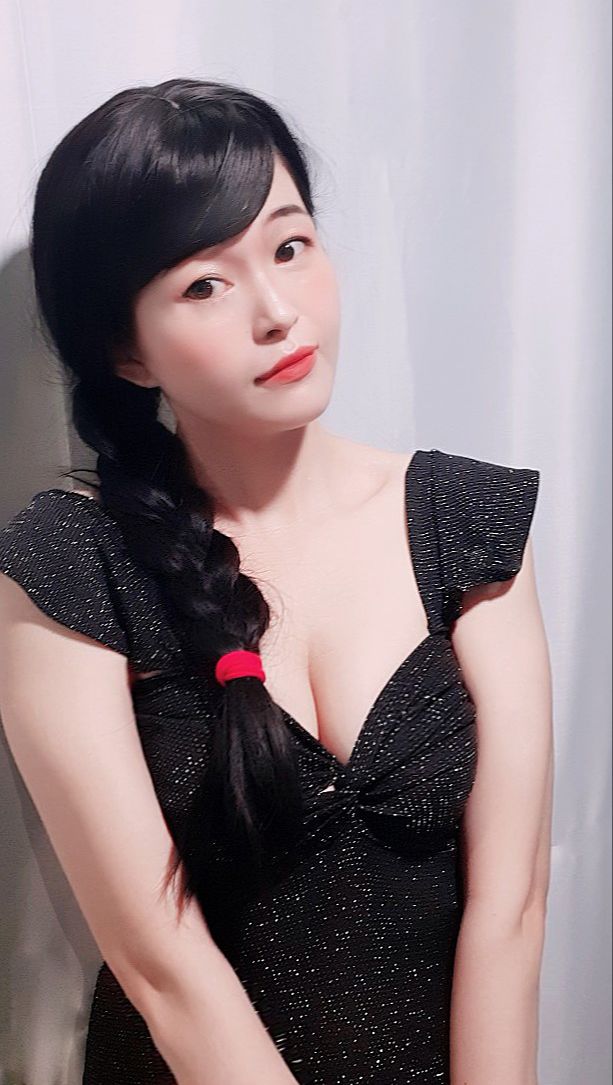 Đầm Nhung Body Nhiều Màu Dáng Đẹp