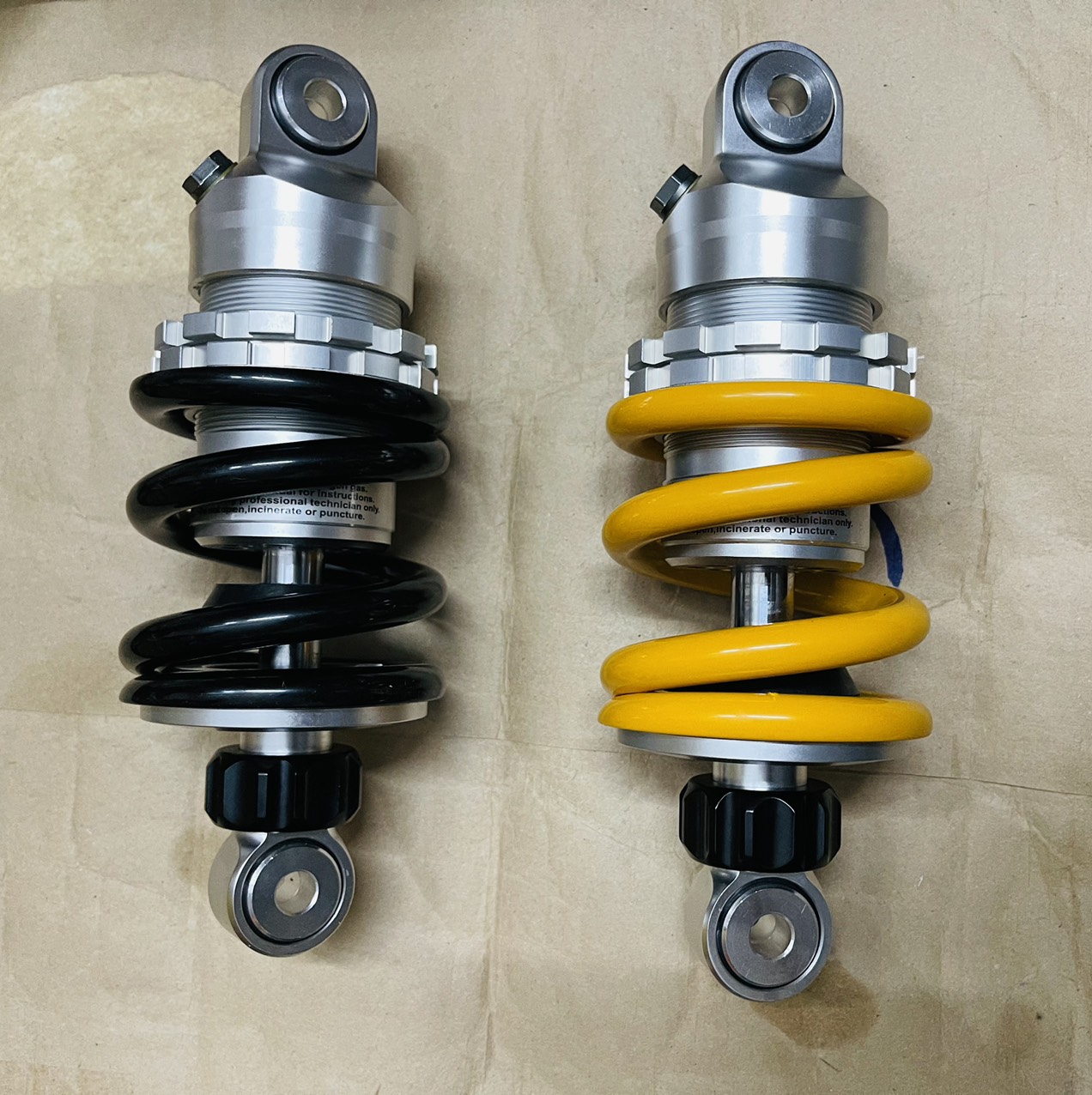 Phuộc nhún Ohlins Nitron gắn xe Ex 135 150