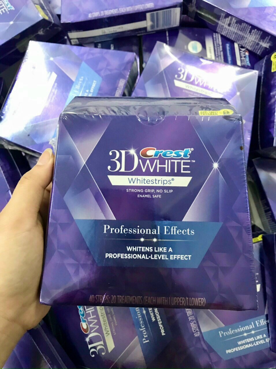 Miếng dán trắng răng Crest 3D White Professional Effects liệu trình 7 ngày