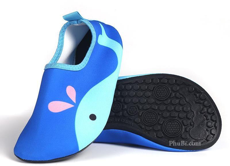 Aqua water shoes for kids