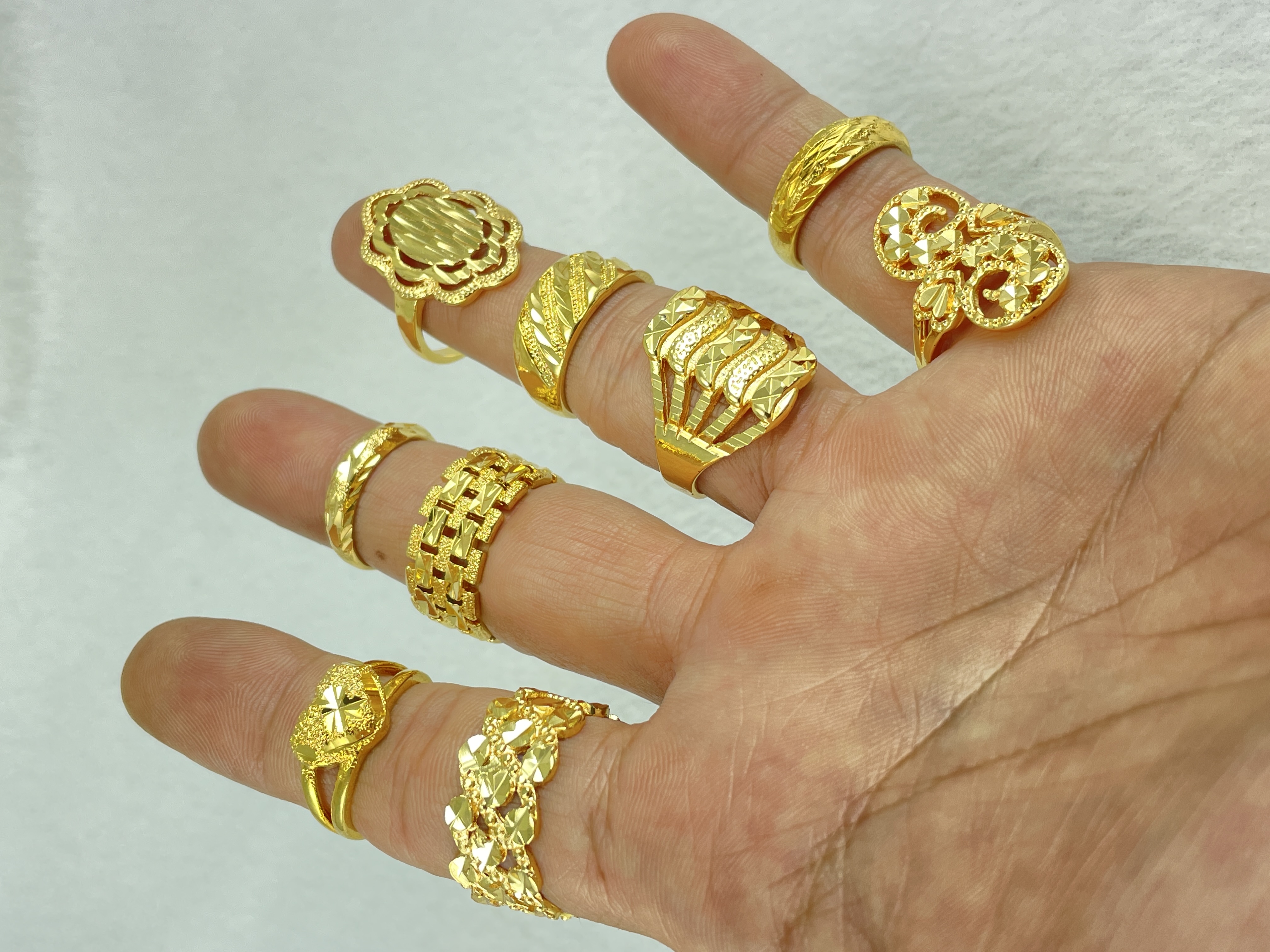 NHẪN NỮ MẠ VÀNG 24K SÁNG BÓNG LẤP LÁNH