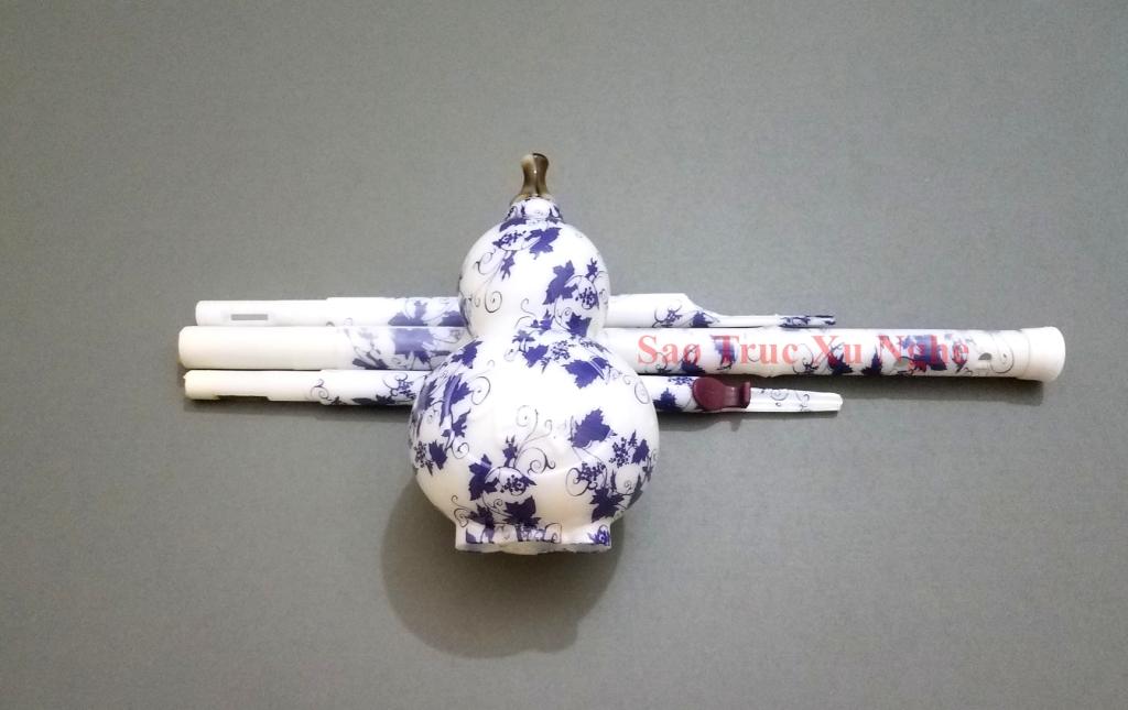 Sáo bầu màu trắng ngọc