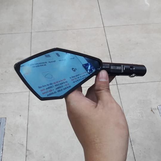 Kính chiếu hậu 5 cạnh có thể gắn vừa tất cả các loại xe 070177