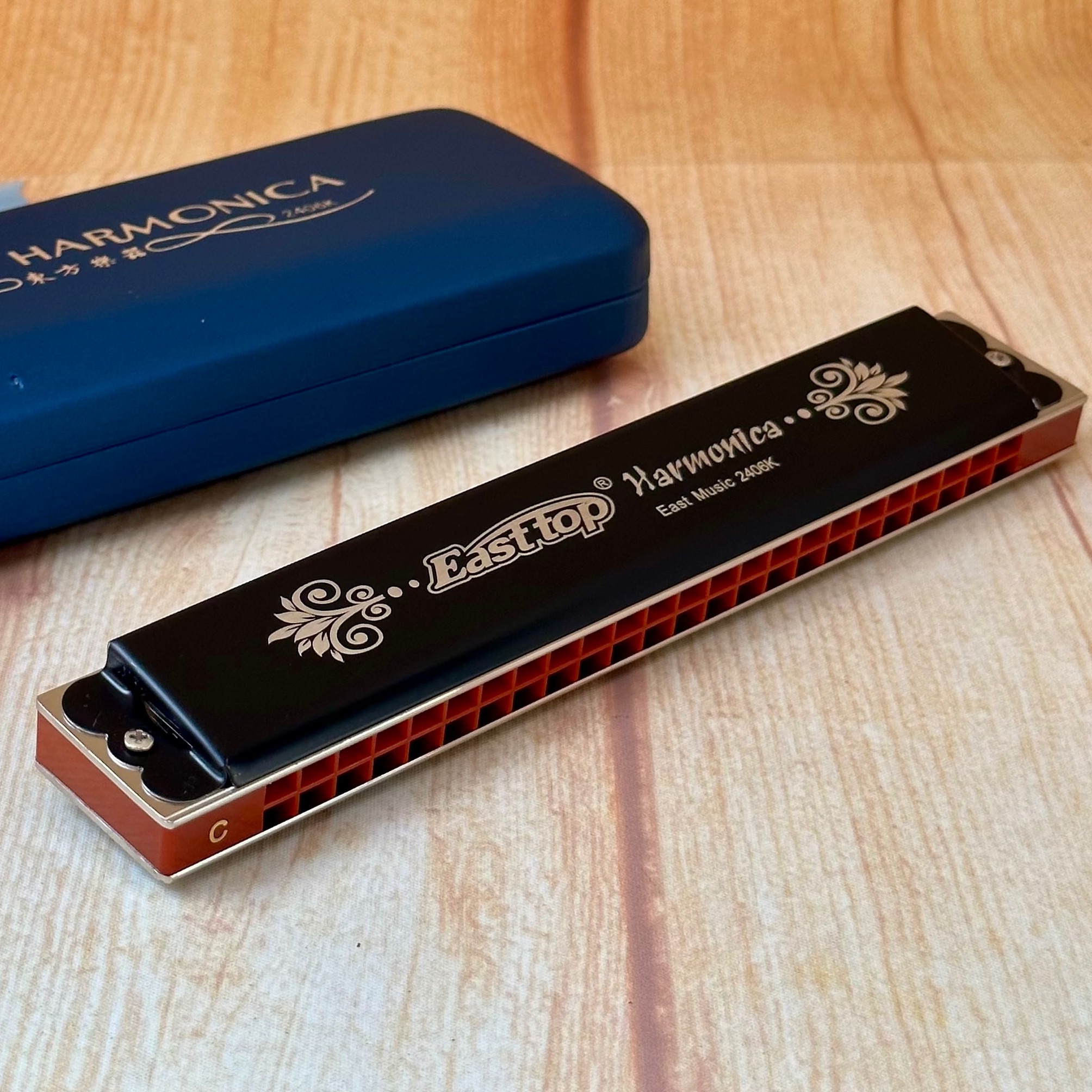 Kèn Harmonica Tremolo 24 lỗ T2406K chính hãng