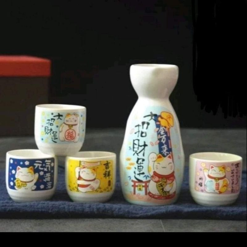 Bộ bình ly uống rượu sake sakura (gồm 1 bình 4 ly)