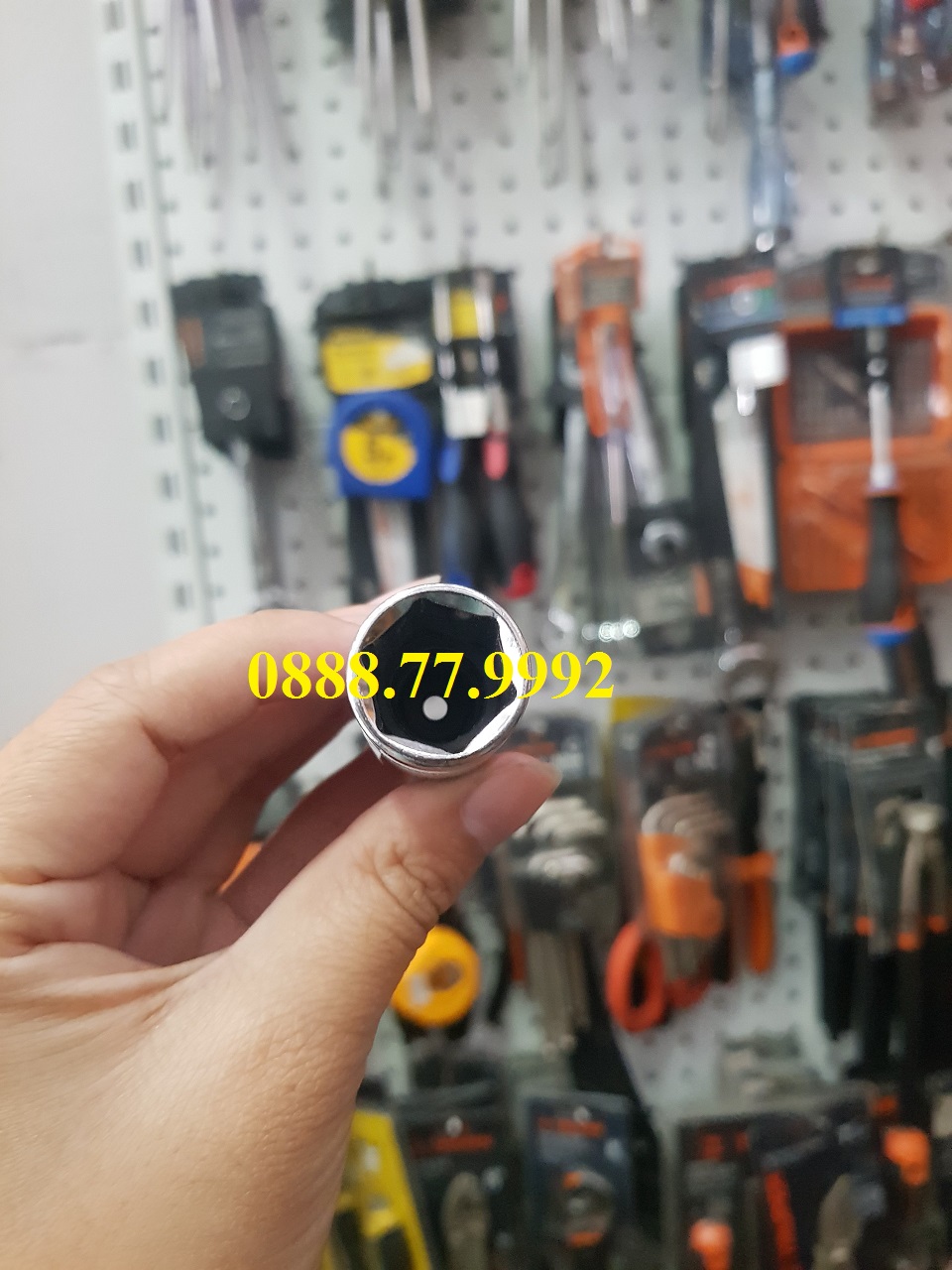 Đầu tuýp mở bugi 3-8in 16mm Sata 12915