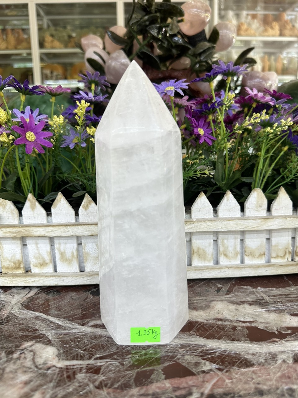 Trụ đá phong thủy trấn trạch đá thạch anh trắng