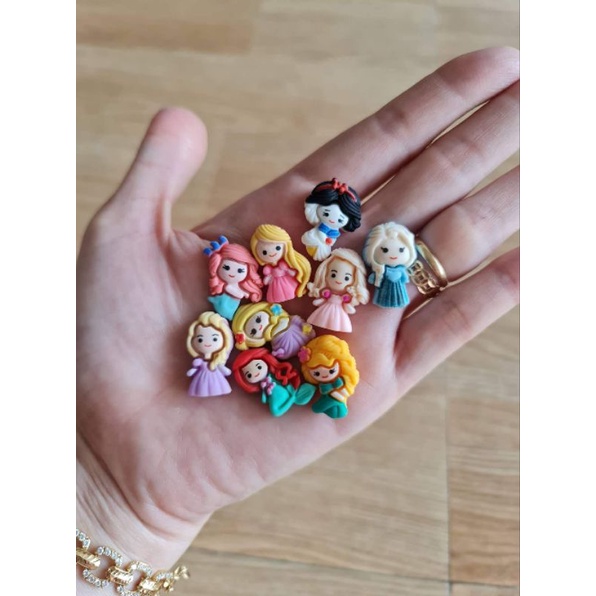 Set 10 charm  nhiều mẫu lựa chọn.