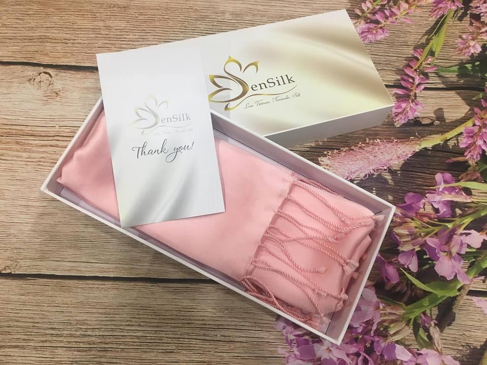 Khăn Lụa Tơ Tằm SenSilk Luxury Hồng
