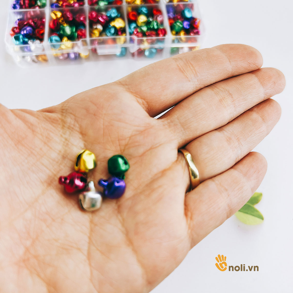 300 pcs aluminum rattle bell box