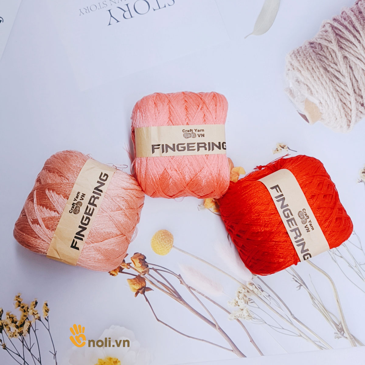 Shiny Fingering cotton yarn