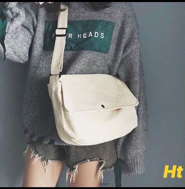 Túi đeo chéo khuy trơn HT12