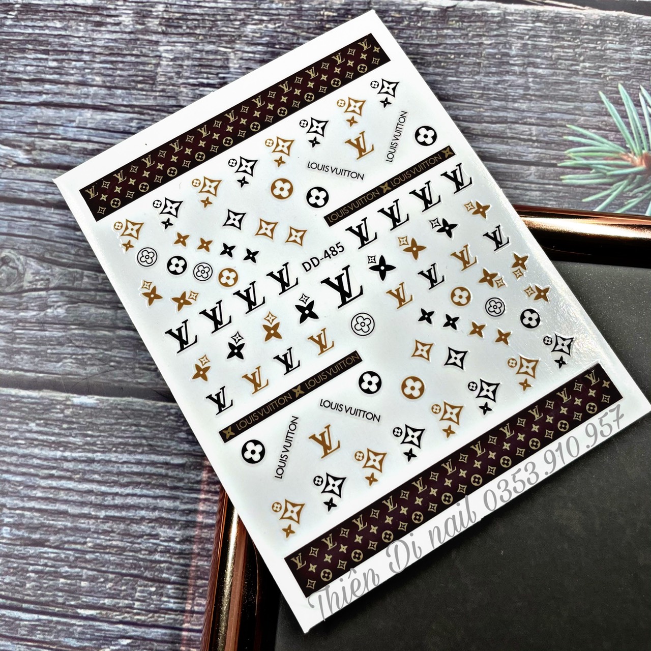Stick dán móng hình thương hiệu VERSACE, CHANEL MOON NAIL