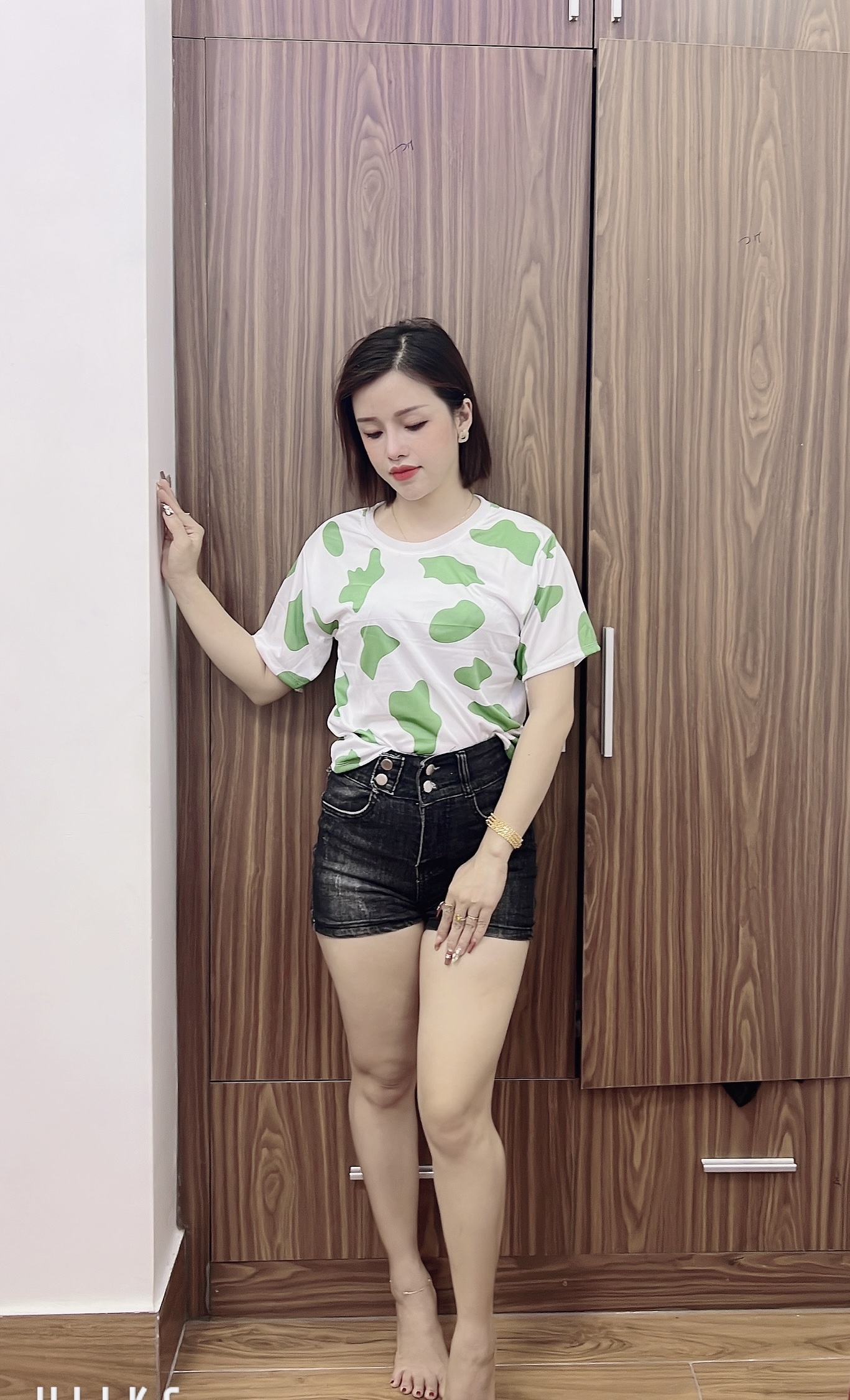 Chỉ 10k/ áo. Áo thun nữ form rộng crotop BÒ SỮA dễ thương, thiết kế thời trang, vải dày mịn mát